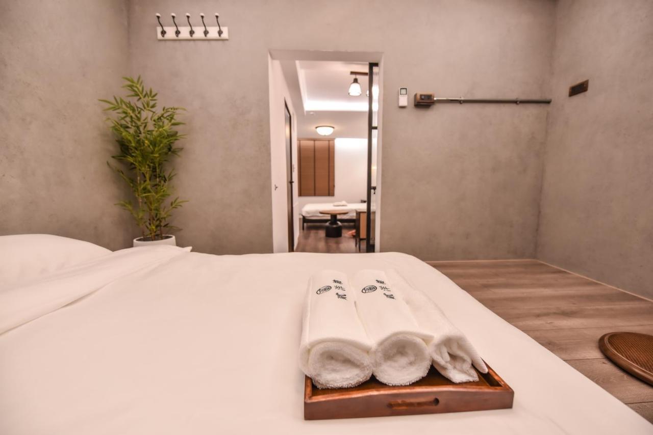 Eryang Homestay Tainan Exterior foto