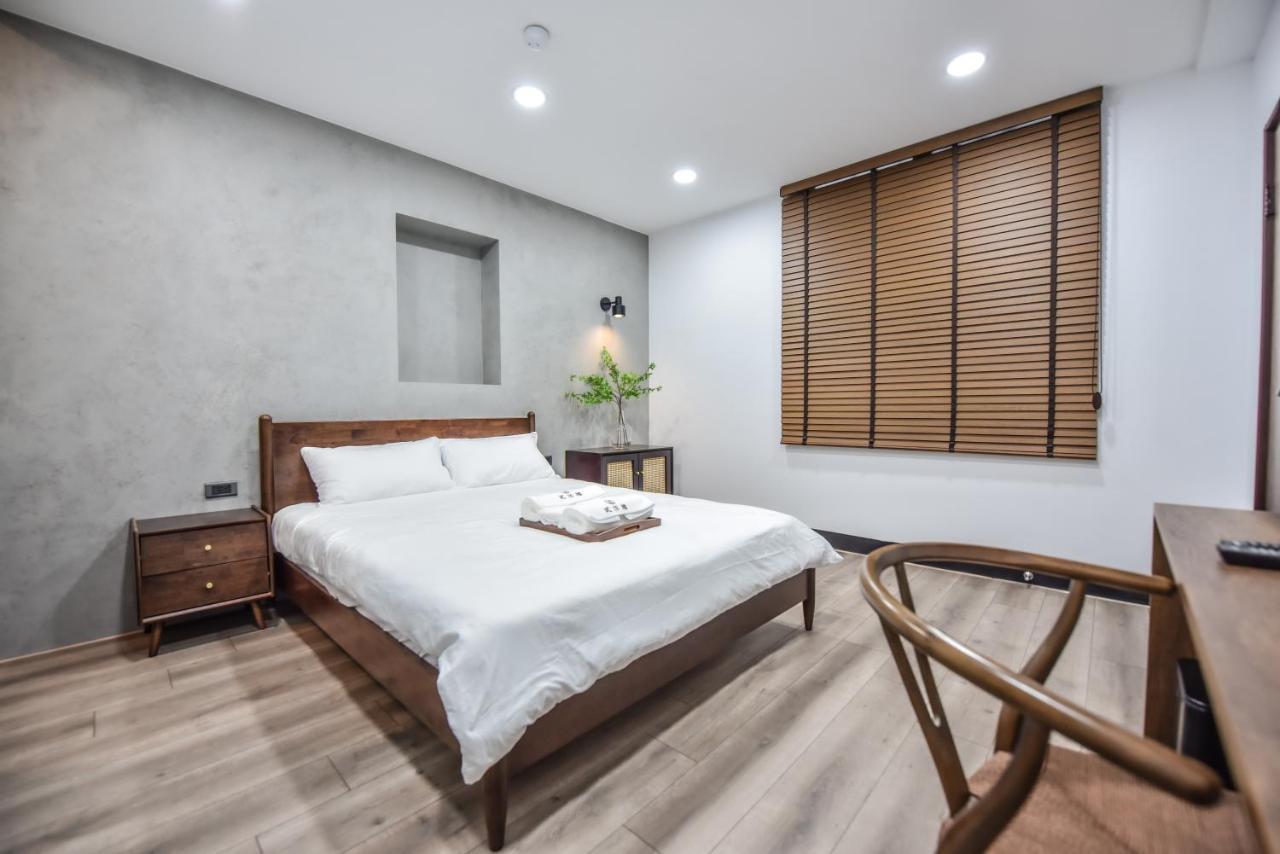 Eryang Homestay Tainan Exterior foto